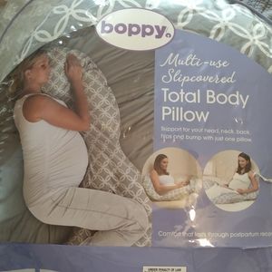 Boppy total body pillow
